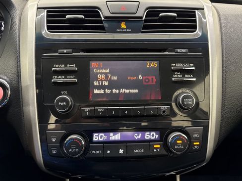 Used 2013 Nissan Altima 2.5 SV FWD image 18