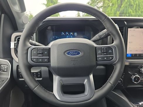 New 2026 Ford F250 Lariat w/ Chrome Package AWD/4WD image 19