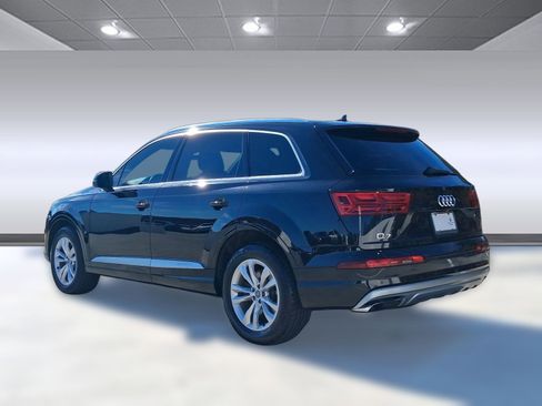 Used 2019 Audi Q7 3.0T Premium w/ Convenience Package image 3