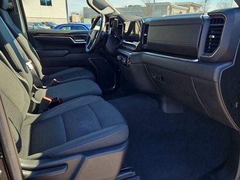 Used 2023 Chevrolet Silverado 1500 LT image 14