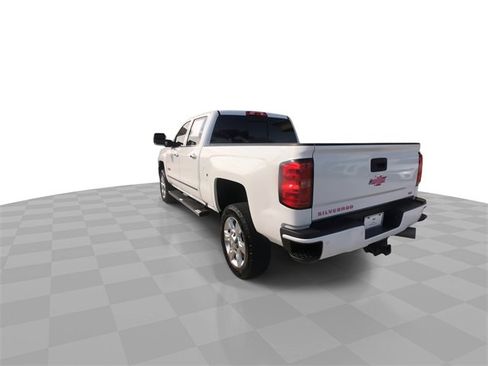 Used 2019 Chevrolet Silverado 2500 LTZ w/ Duramax Plus Package image 11