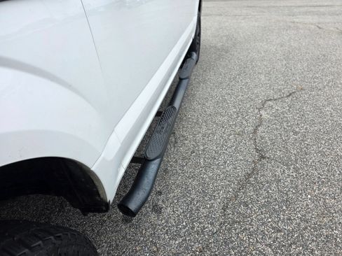 Used 2016 Ford F150 XLT AWD/4WD image 11