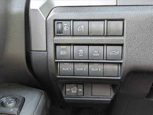 Used 2024 Toyota Tacoma TRD Sport w/ TRD Sport Premium Package AWD/4WD image 14
