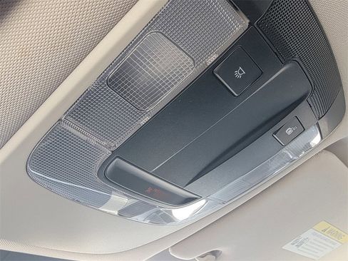 Used 2022 Kia K5 LXS image 40