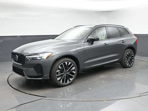 New 2026 Volvo XC60 T8 Ultra w/ Protection Package Premier AWD/4WD image 4