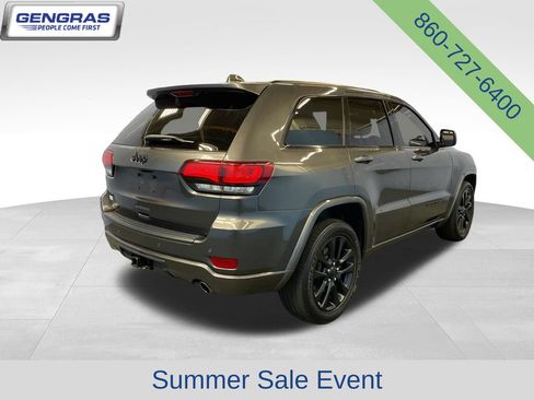 Certified 2021 Jeep Grand Cherokee Laredo X AWD/4WD image 8