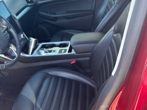 Used 2022 Ford Edge SEL w/ Convenience Package AWD/4WD image 7