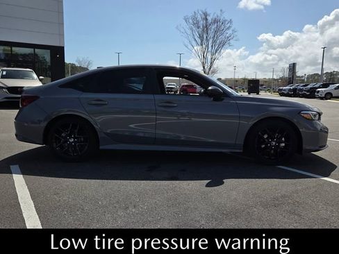 Used 2025 Honda Civic Sport image 17
