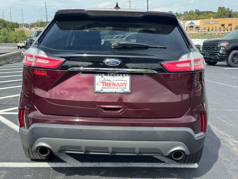 Used 2019 Ford Edge Titanium w/ Equipment Group 301A AWD/4WD image 4