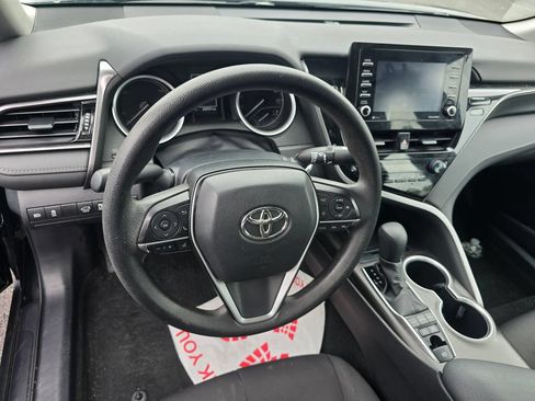 Used 2023 Toyota Camry LE FWD image 17