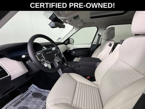 Certified 2025 Land Rover Discovery S AWD/4WD image 5