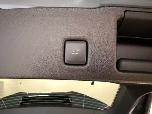 New 2026 Ford Escape ST-Line w/ Tech Pack #1 AWD/4WD image 32