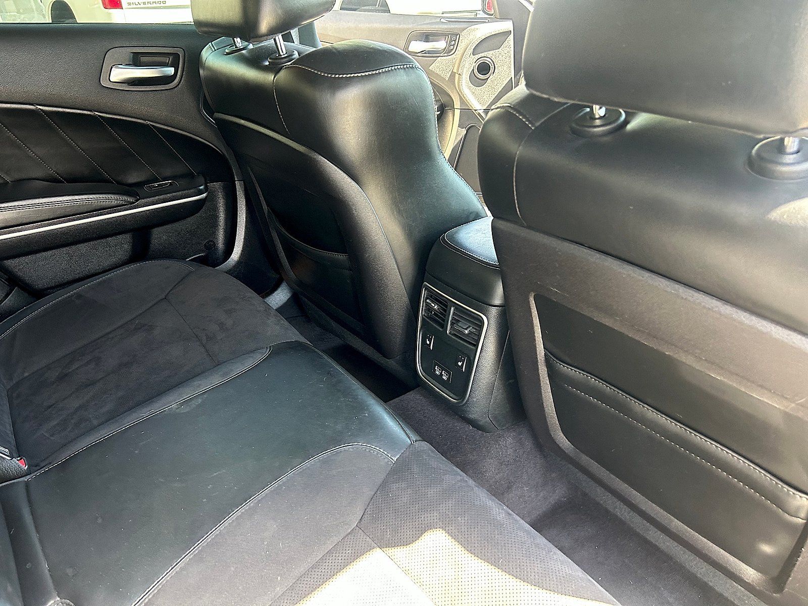 Used 2016 Dodge Charger R/T RWD image 27