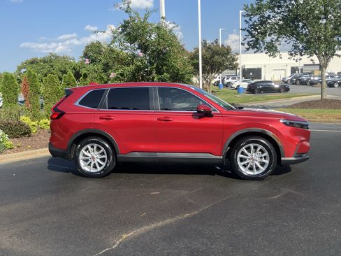 Used 2024 Honda CR-V EX-L image 11