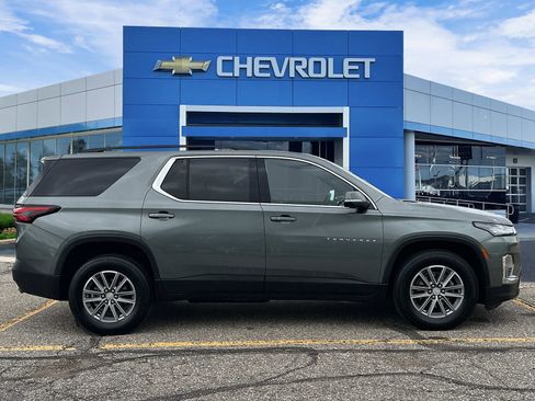 Certified 2023 Chevrolet Traverse LT AWD/4WD image 5