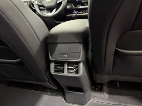 New 2026 Chevrolet Equinox LT w/ Convenience Package II image 15