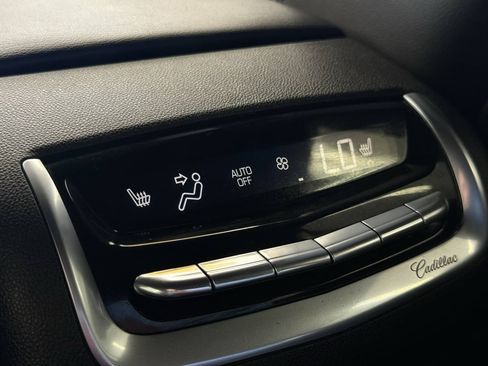 Used 2023 Cadillac XT6 Sport AWD/4WD image 34