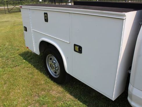 Used 2018 Ford F250 XL w/ Power Equipment Group image 15