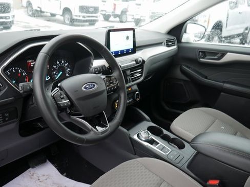 Used 2022 Ford Escape SE w/ Cold Weather Package image 13