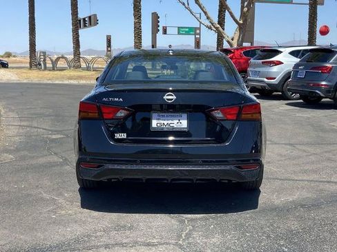 Used 2025 Nissan Altima 2.5 SV FWD image 5