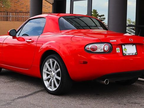 Used 2008 MAZDA MX-5 Miata Grand Touring w/ Premium Pkg RWD image 9