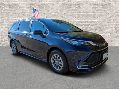 Used 2024 Toyota Sienna XLE