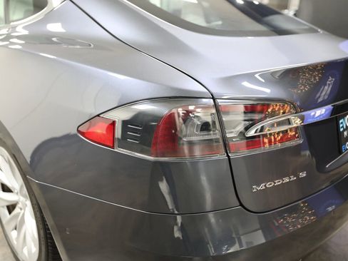 Used 2017 Tesla Model S 100D image 19