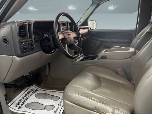 Used 2003 GMC Yukon XL SLT w/ 1SC Preferred Equipment Group image 5