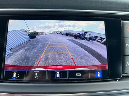 Used 2024 Buick Enclave Premium image 29