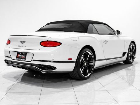 Used 2020 Bentley Continental GT image 7