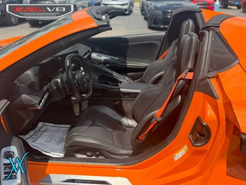 Used 2022 Chevrolet Corvette Stingray Convertible w/ Z51 Performance Package RWD image 14