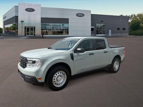 Used 2022 Ford Maverick XL w/ Equipment Group 100A Standard AWD/4WD image 1