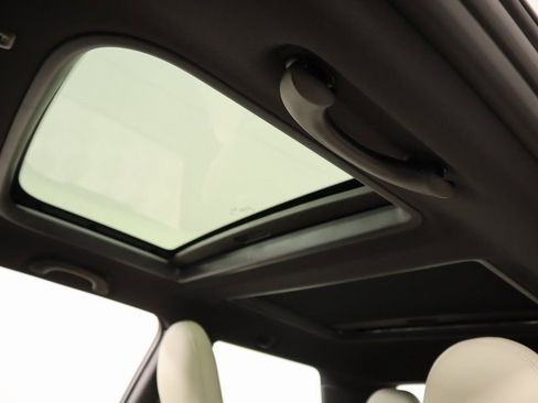 New 2025 MINI Cooper 2-Door Hardtop image 15