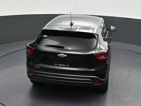 Used 2024 Chevrolet Trax LS FWD image 18