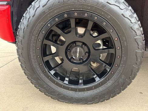 Used 2017 Ford F150 XL w/ Equipment Group 101A Mid image 10