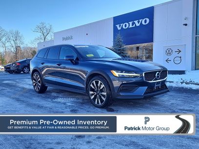 Used 2020 Volvo V60 T5 Cross Country w/ Protection Package Premier