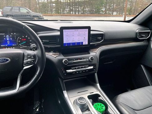 Used 2020 Ford Explorer Limited image 9