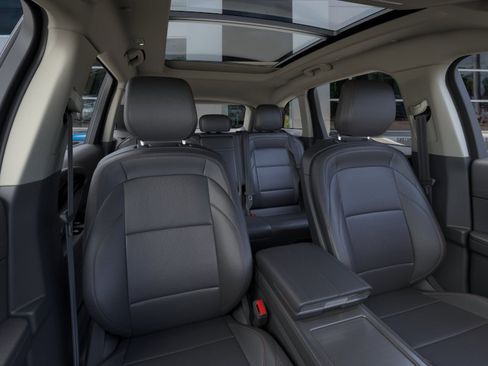 New 2026 Lincoln Nautilus Premier w/ Equipment Group 102A image 10