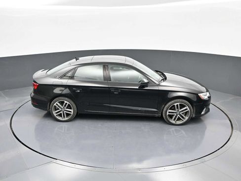 Used 2018 Audi A3 2.0T Premium image 31