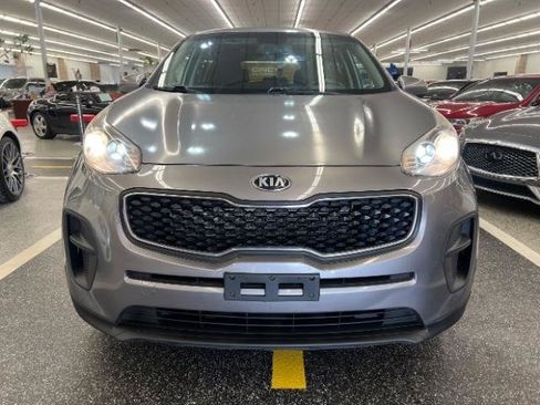 Used 2019 Kia Sportage LX FWD image 3
