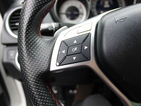 Used 2015 Mercedes-Benz C 250 Coupe w/ Sport Package image 9