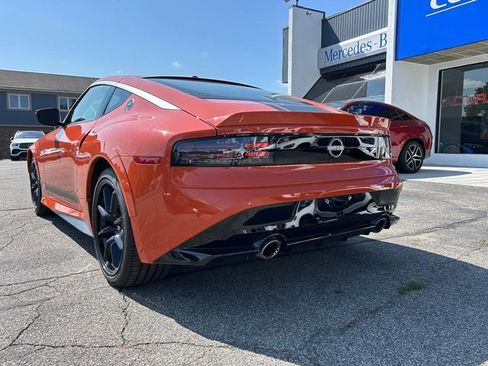 Used 2024 Nissan Z Performance w/ Heritage Edition image 8
