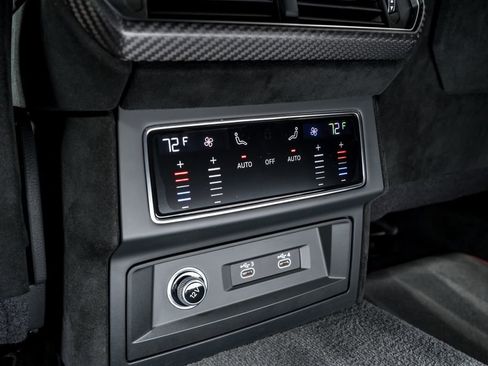 Used 2024 Lamborghini Urus Performante image 34