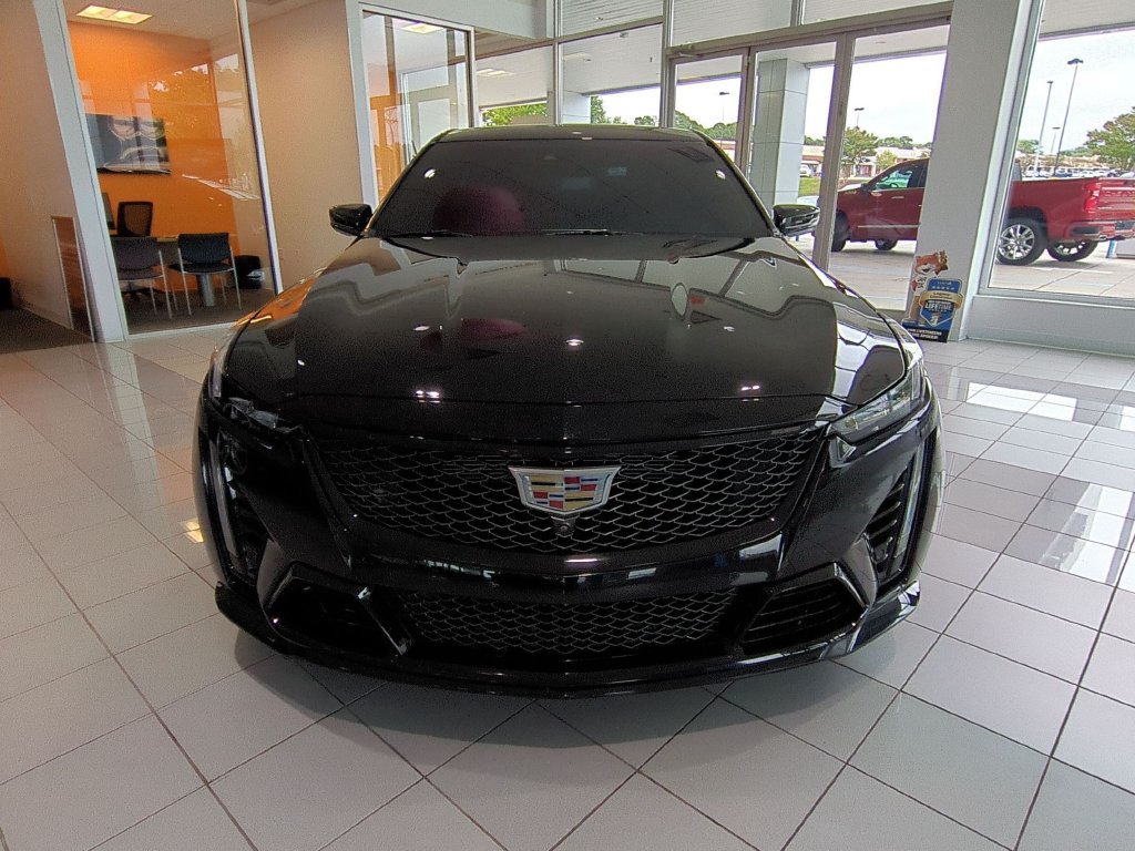 Used 2024 Cadillac CT5 V Blackwing w/ Driver Assist Package RWD image 8