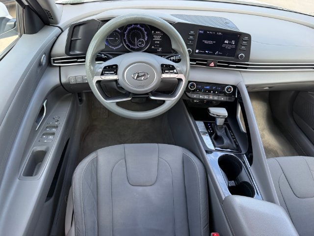 Used 2023 Hyundai Elantra Blue FWD image 22