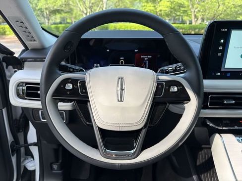New 2026 Lincoln Aviator Reserve image 14