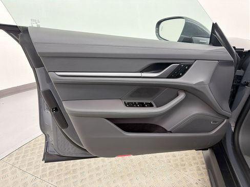 New 2026 Porsche Taycan 4S AWD/4WD image 12