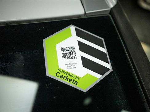 Used 2019 Nissan Kicks S image 18