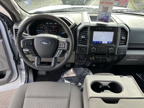 Used 2020 Ford F150 XLT w/ Trailer Tow Package image 13