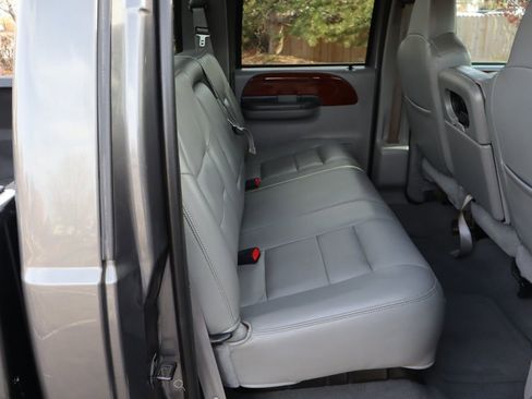 Used 2003 Ford F350 Lariat image 21